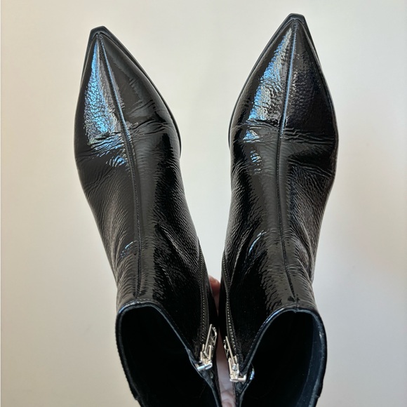 Everlane Boss Boot Black Patent - Picture 11 of 16